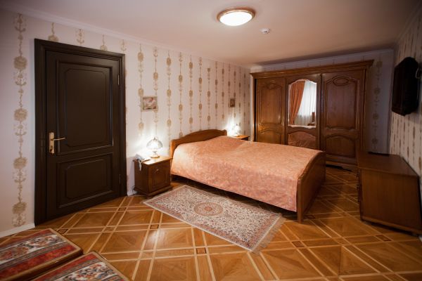 Zvezda Zhiguley Hotel (Tol'yatti)